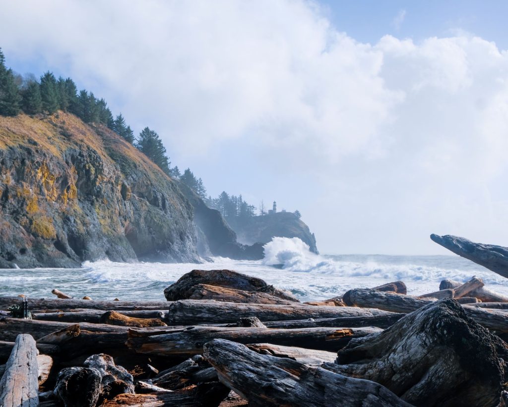 6. Unique Historic Sites in Washington - Cape Disappointment Lighthouse