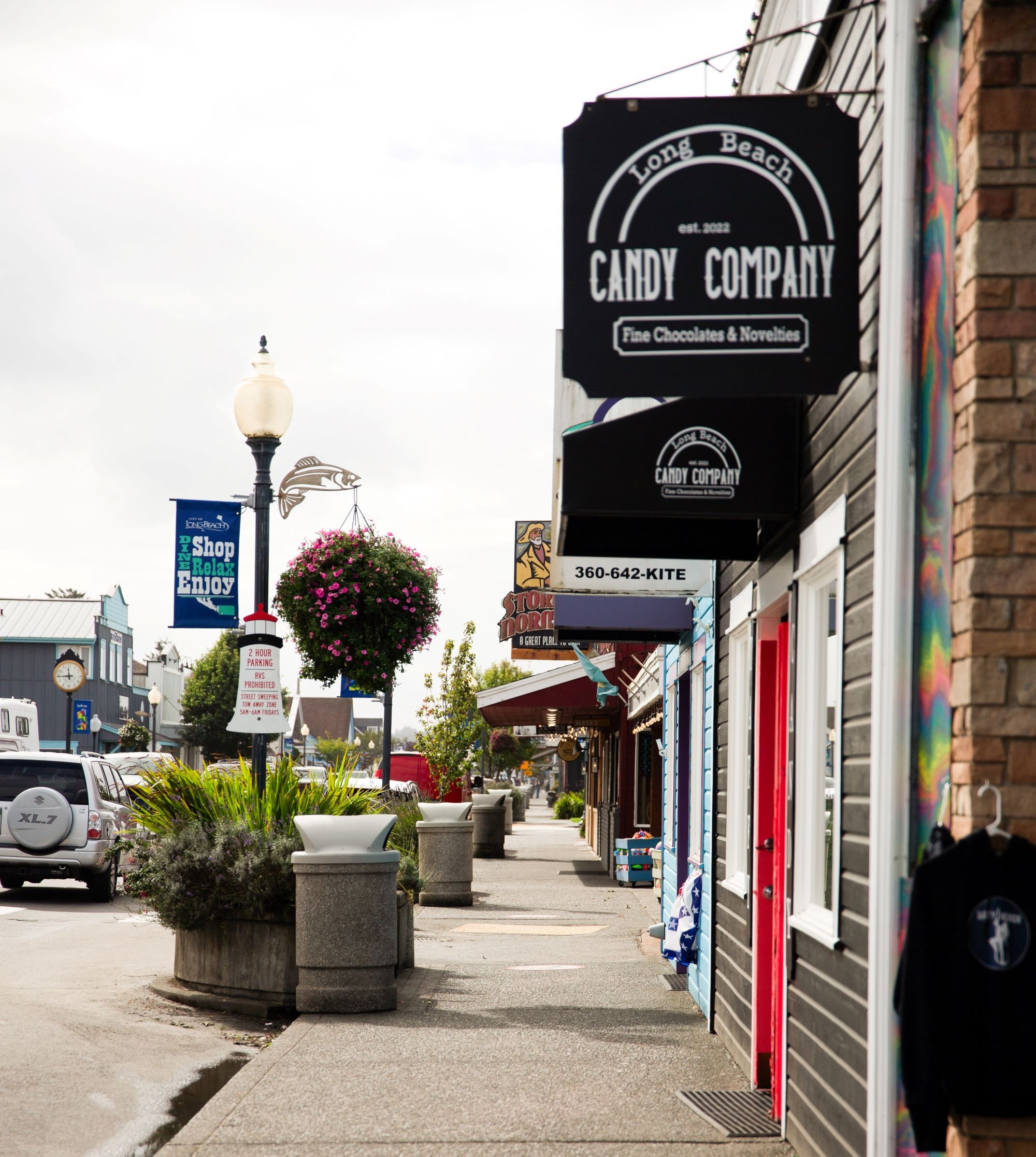 Shopping like a local in downtown Long Beach WA, a popular thing to do in the area with to find unique shops.